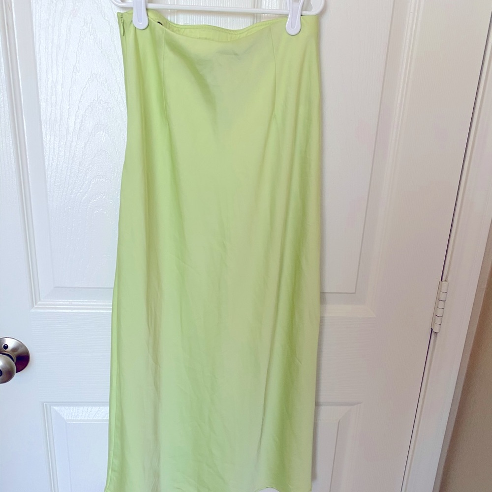 Green Skirt NWOT